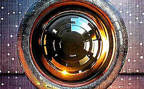 CME Named Hyperliquid. The KYC Problem Isn't Paperwork — It's the Architecture.